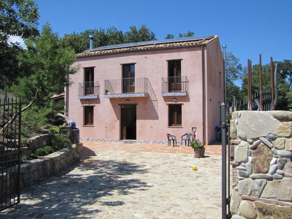 Agriturismo San Pietro Gangi Buitenkant foto