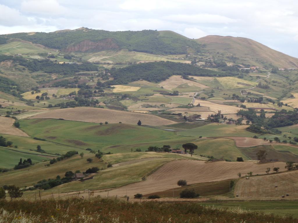 Agriturismo San Pietro Gangi Buitenkant foto