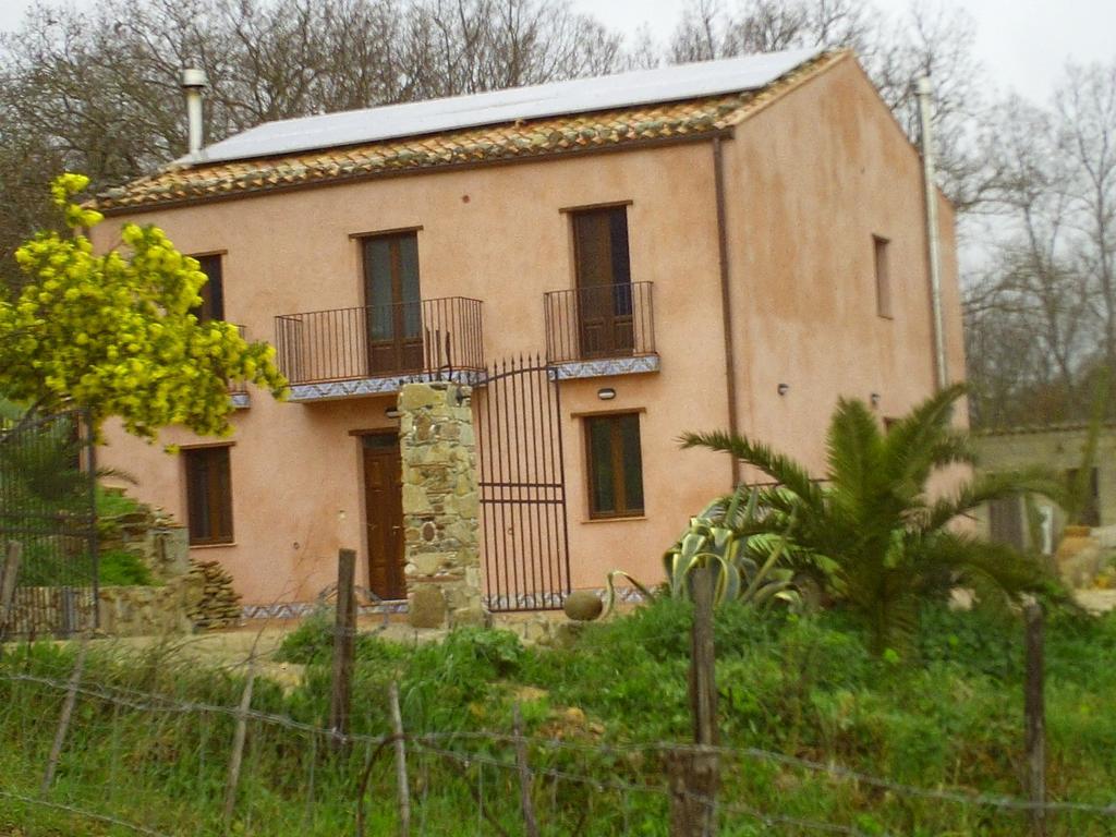 Agriturismo San Pietro Gangi Buitenkant foto