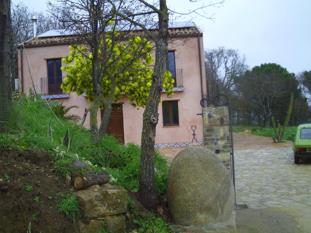 Agriturismo San Pietro Gangi Buitenkant foto